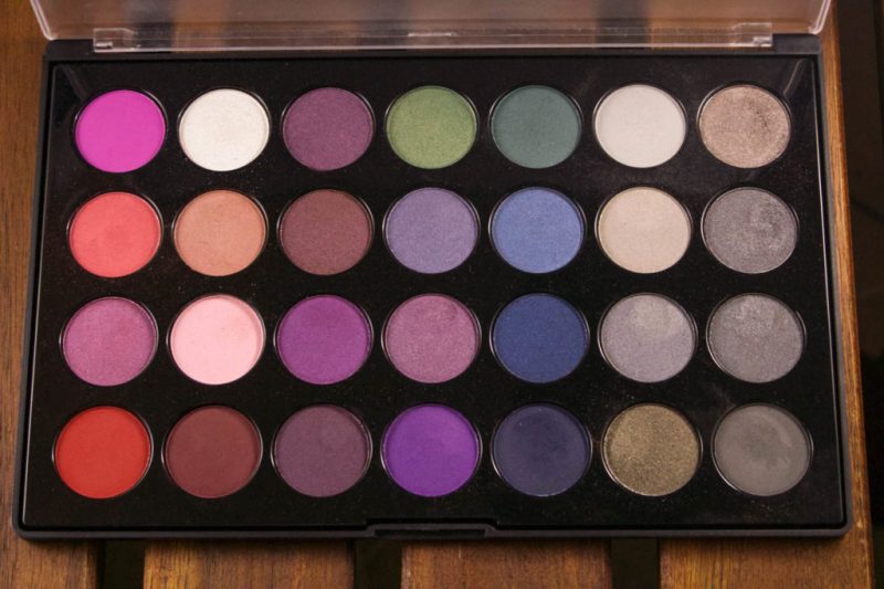 BH Cosmetics Smokey 28 Palette Overview – Broke and Stunning